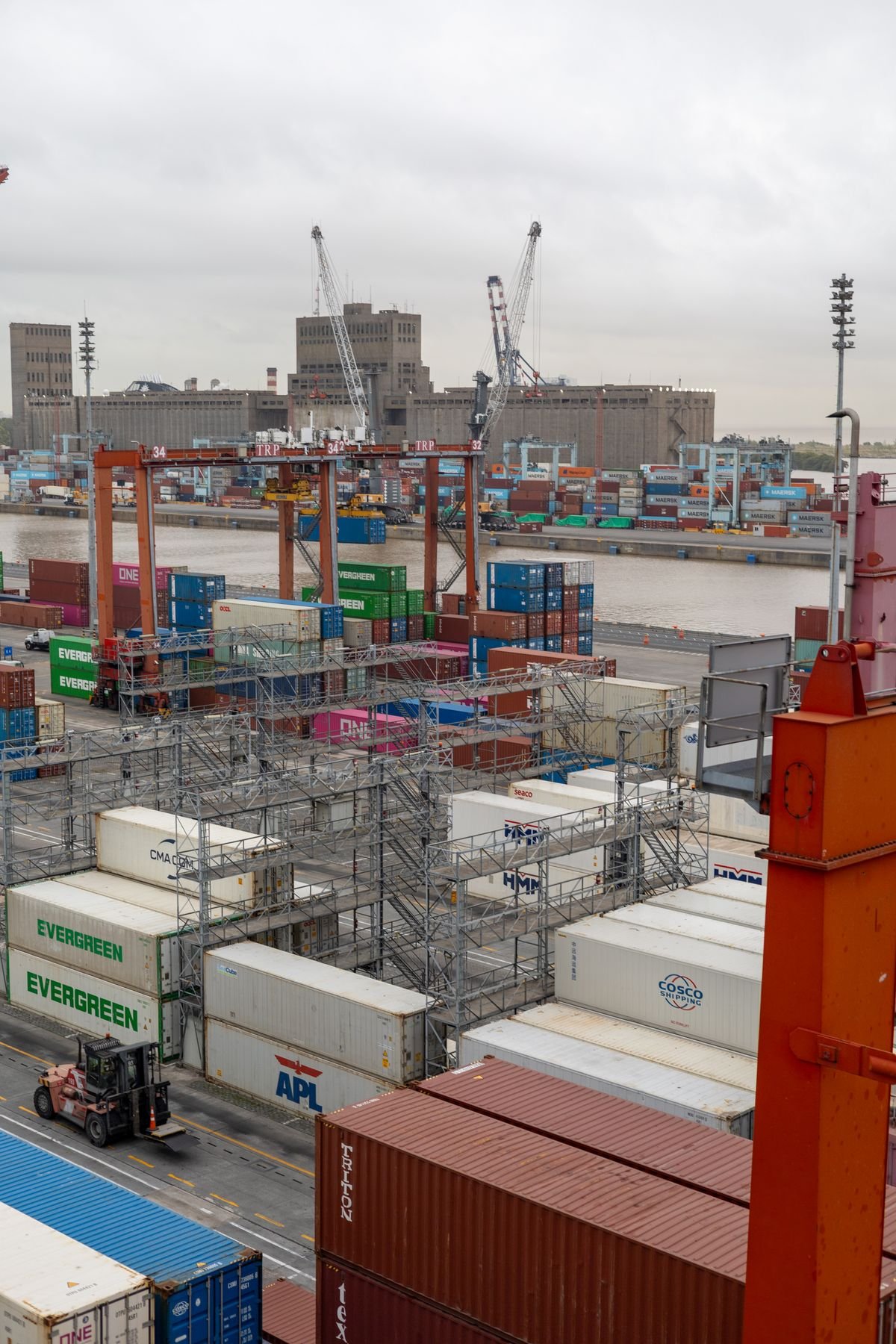 China to Belgium: Port of Antwerp-Bruges Shipping Guide