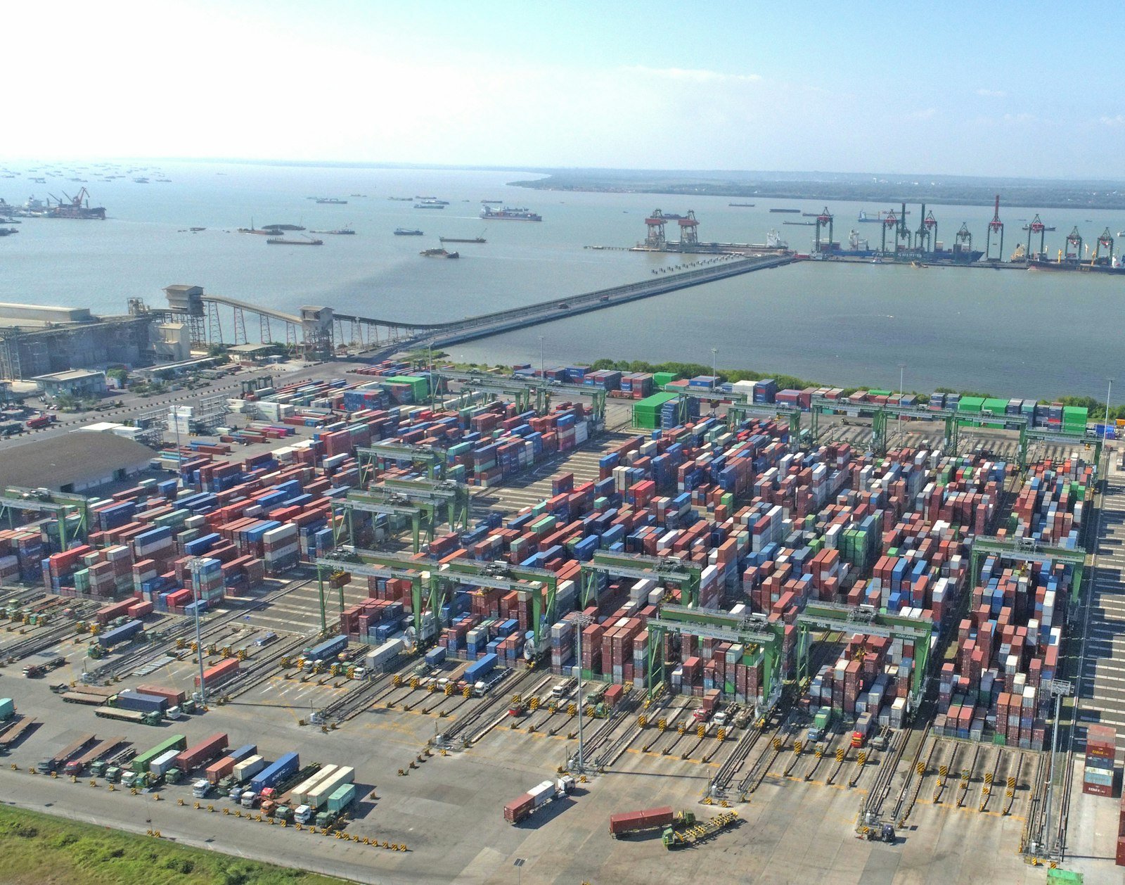 Transportation Logistics Trends to Watch in 2026
