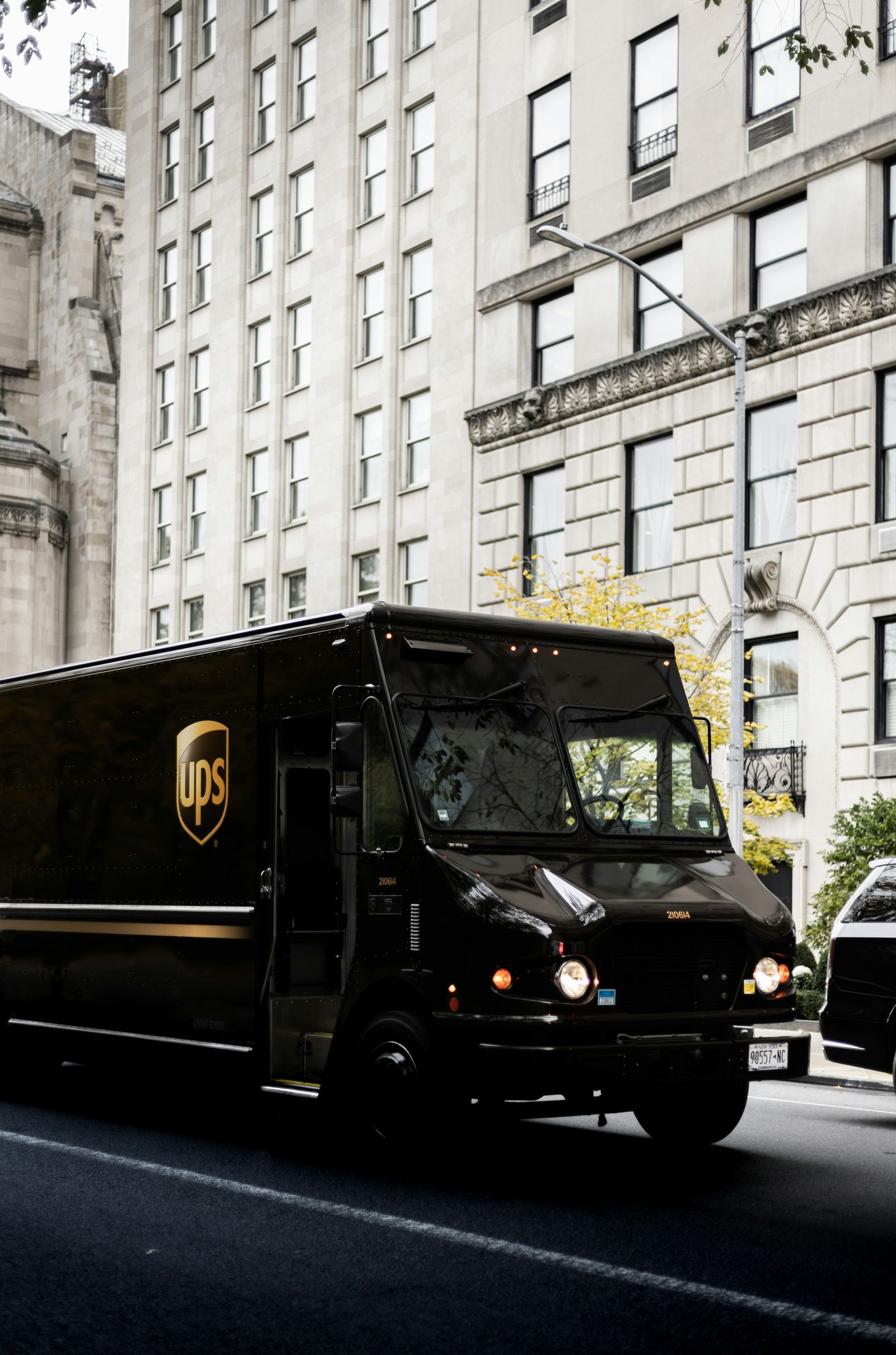 Same-Day Delivery: The New Battleground in Transportation Logistics