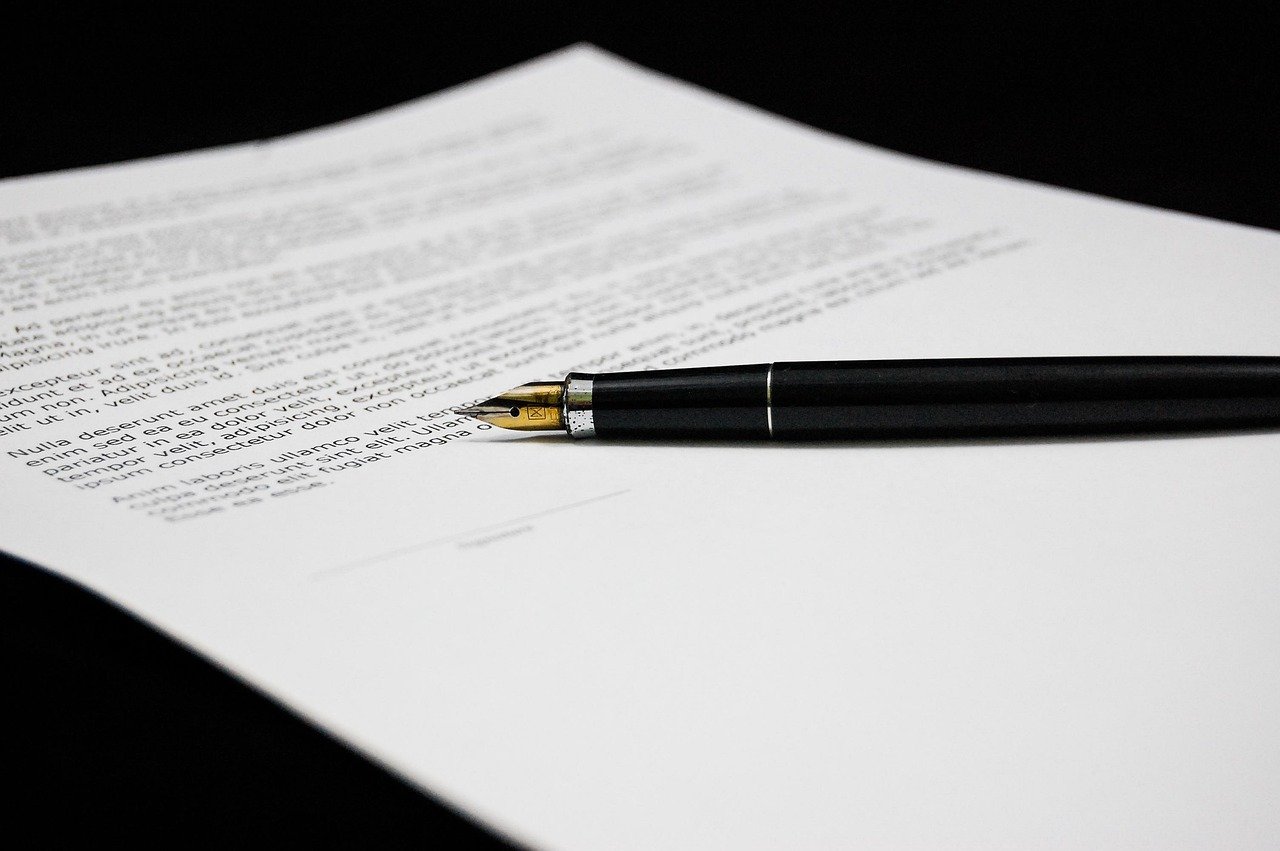 Digital Bills of Lading and Paperless Trade
