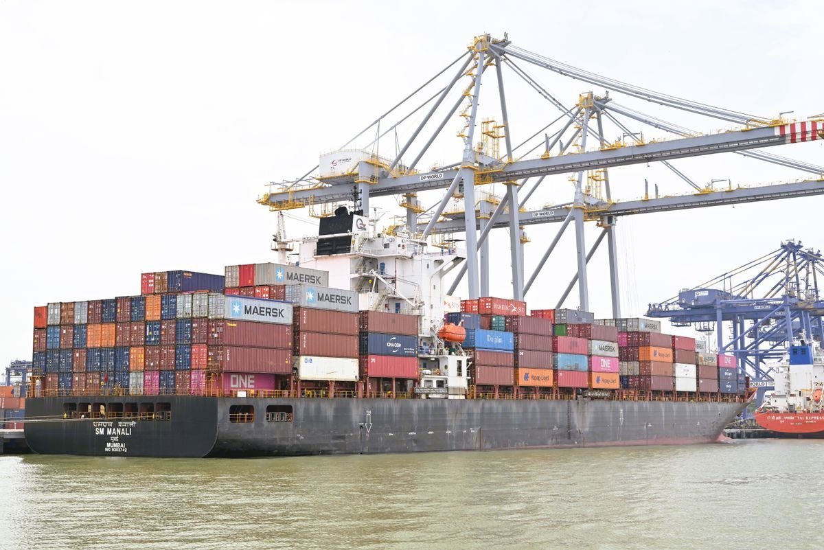 China to Cochin (Kochi) Port: A Shipping Guide for Kerala