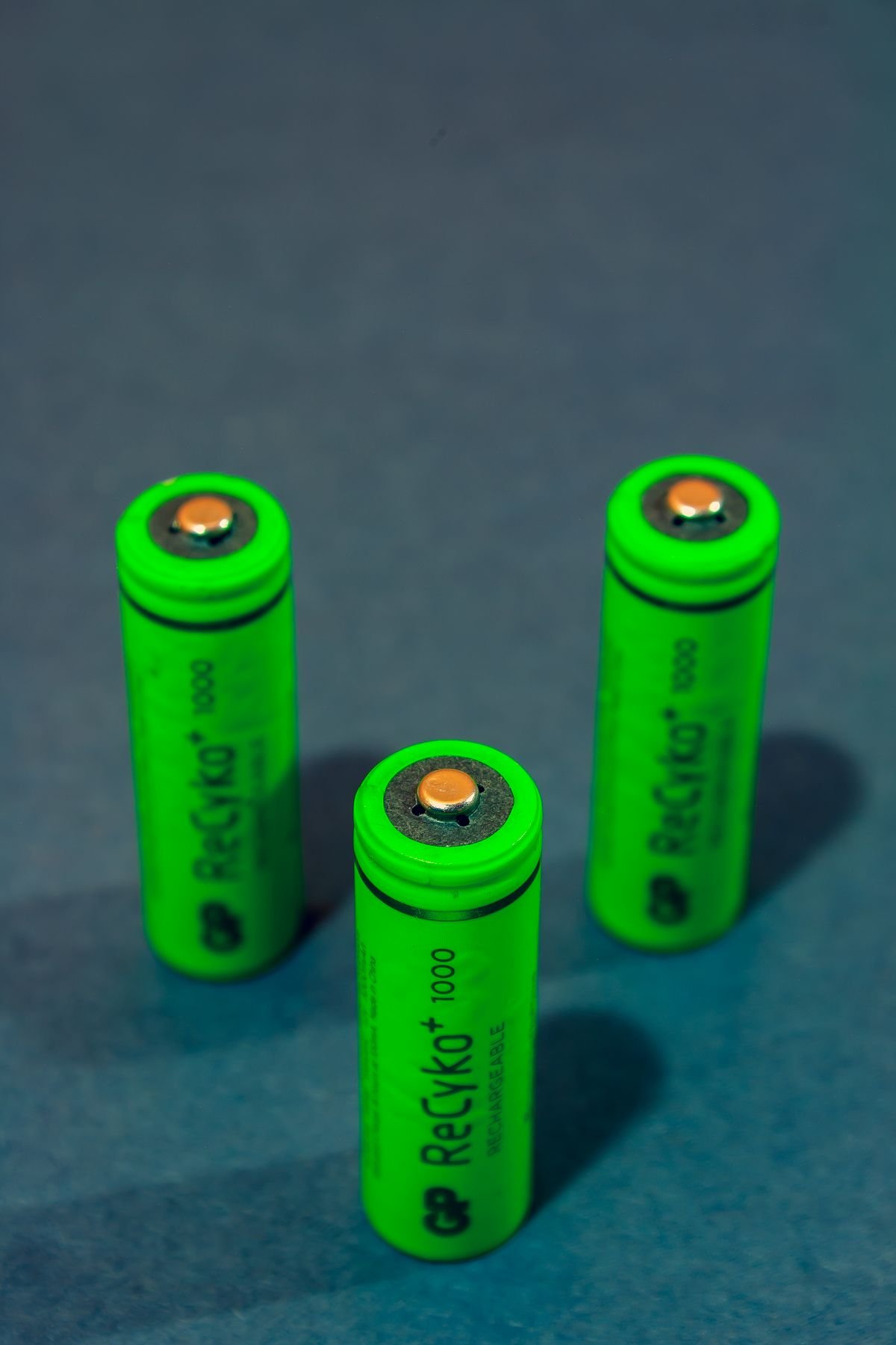 Shipping Lithium Batteries from China: Air and Sea Regulations Explained