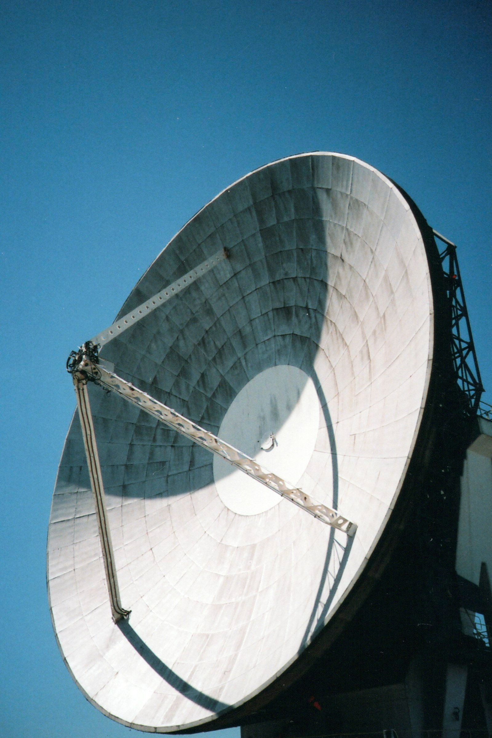 Satellite IoT Tracking for Remote Supply Chains