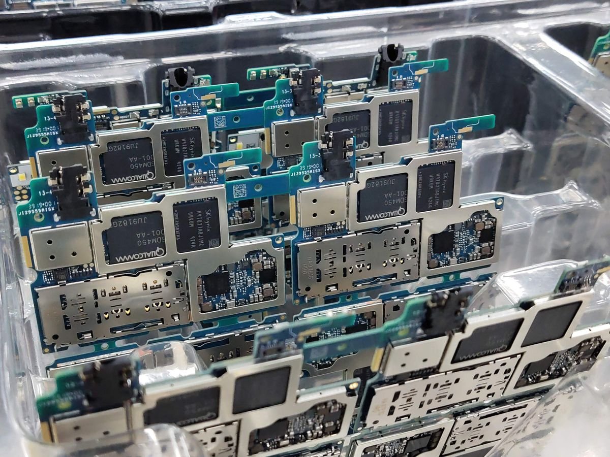 Shipping Electronics and Consumer Tech From China