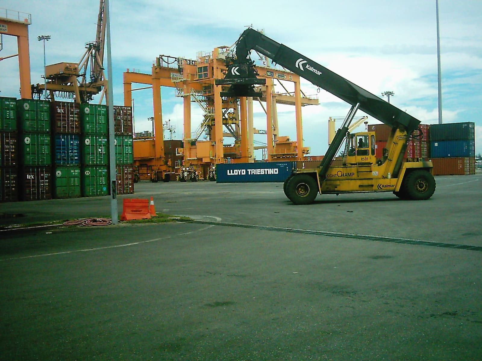 Textile and Garment Logistics